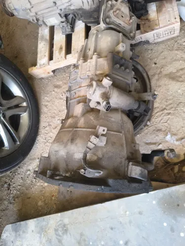Caixa de machas  HR 16v