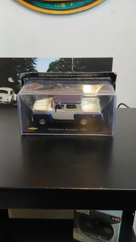 Miniatura colecionável Chevrolet Alvorada 1962.