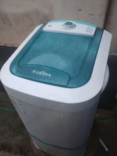 Tanquinho de levar roupa