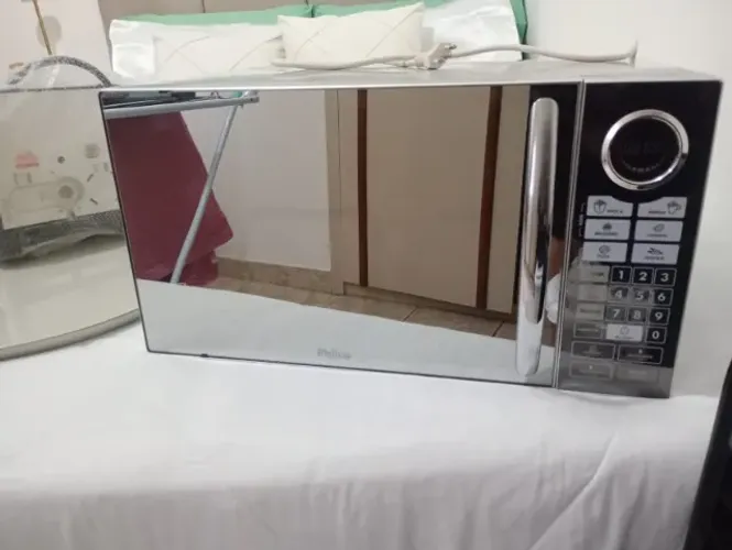 VENDE-SE Microondas queimado para SUCATA
