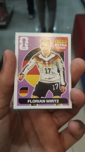Figurinha legend lilás copa do mundo 2026 do jogador florian wirtz, sem amassos e nova