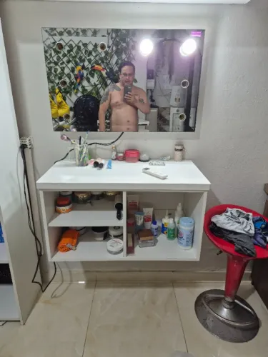 Camarim de maquiagem em MDF