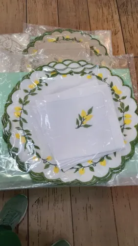 Vendo lindos jogos americanos.
