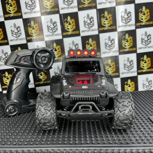 Jeep de Controle Remoto Off-Road com bateria recarregável