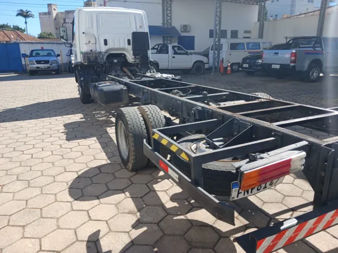 Vendo caminhões da empresa que troca de frota periodicamente. Temos algumas unidades.