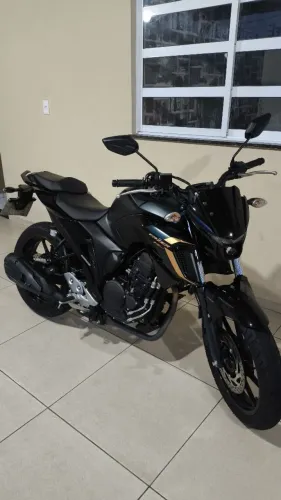 Yamaha Fazer 250 2024 Verde ? apenas 1.000 km ? estado de nova