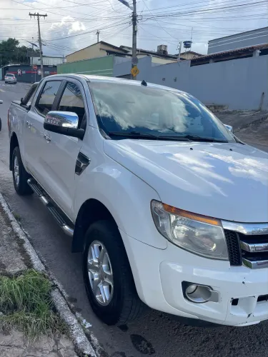 Ford Ranger XLT 2.5 16V 4X2 CD Flex 2013
