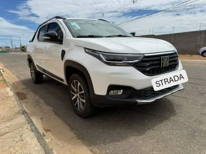 Fiat Strada Volcano 1.3 Flex 8V CD 2024