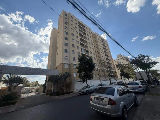 Apartamento para venda com 02 quartos no Candelaria