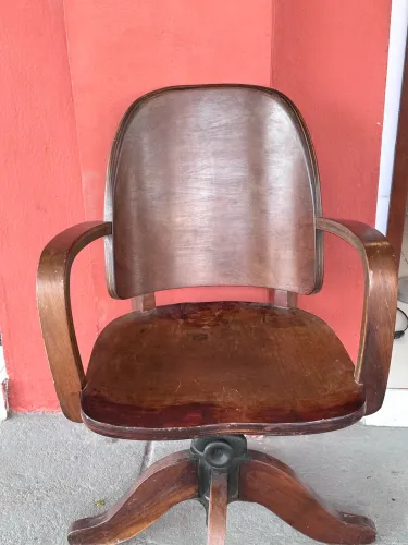 Antiga cadeira xerife - Cimo