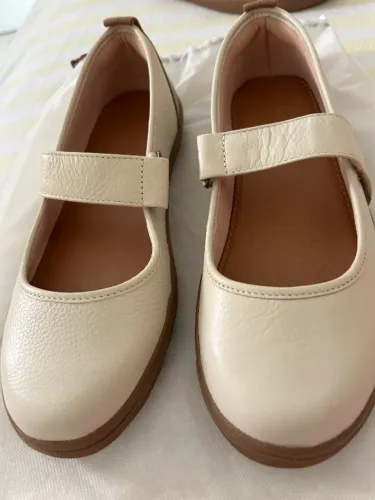 Sapatos Soulier cor bege