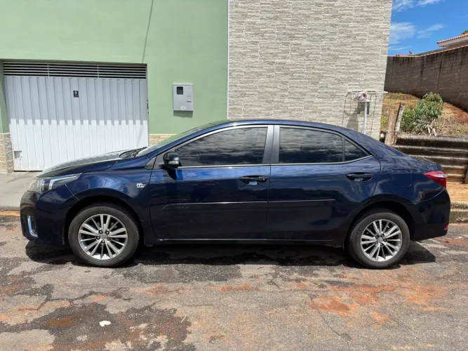 Toyota Corolla GLI 1.8 Flex 16V Aut. 2016