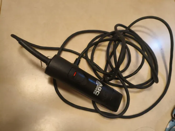 Máquina de Tosa Andis AGC 2Speed Preta 110V