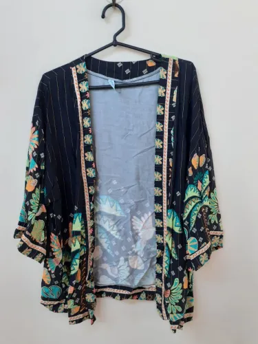 Kimono femenino