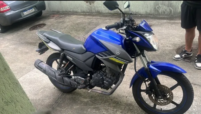 Aluguel de moto para habilitados 