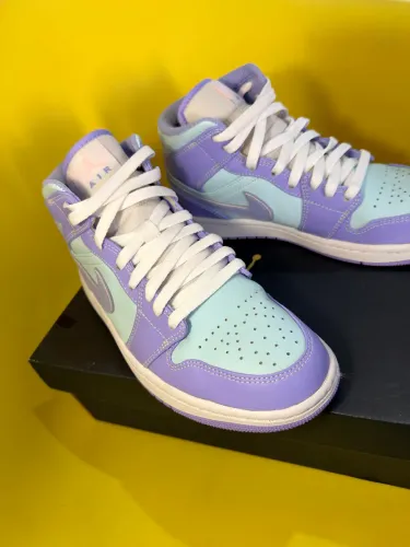 Air Jordan Mid Purple Aqua 