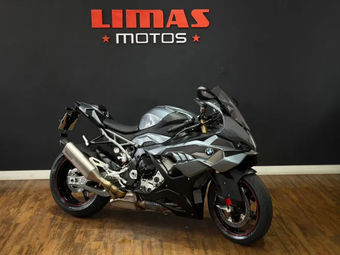 BMW 1000RR Cinza 2026 - Apenas 1.248 KM.  