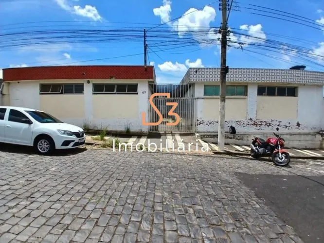 Excelente oportunidade de locação: Casa com 2 quartos no bairro Presidente Roosevelt, em U