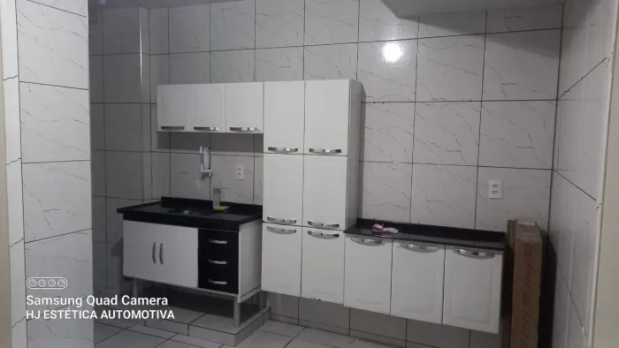 Pequena casa para Alugar