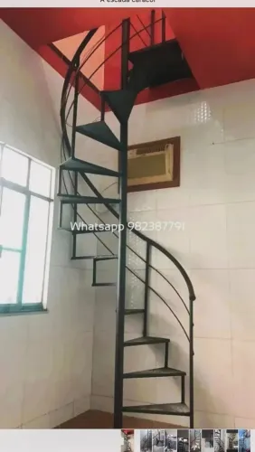 Escada caracol antiderrapante