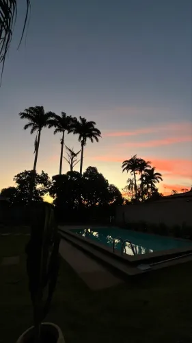 Área de Lazer Completa com Piscina