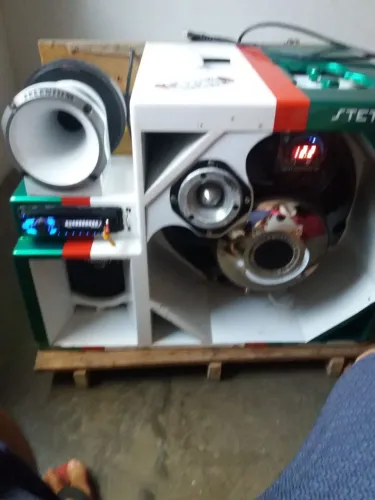 VENDO SOM DE CARRO AMPLIFICADO