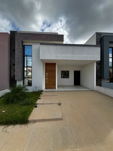 Imóvel para aluguel possui 100 metros quadrados com 3 quartos em Massaranduba - Arapiraca