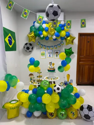 Aluguel mesinhas pé palito