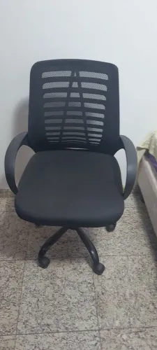 Cadeira escritório nova 