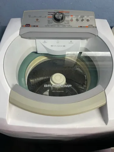 Máquina de lavar roupas
