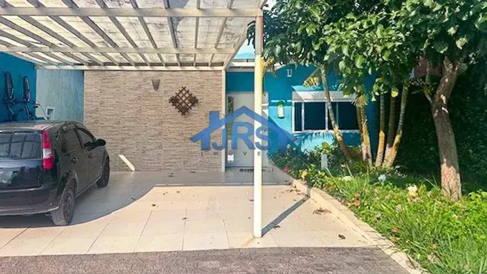 Casa à venda e para alugar em Cotia, Chácara Roselândia, com 3 quartos, com 197 m²