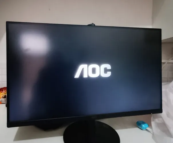 Monitor AOC