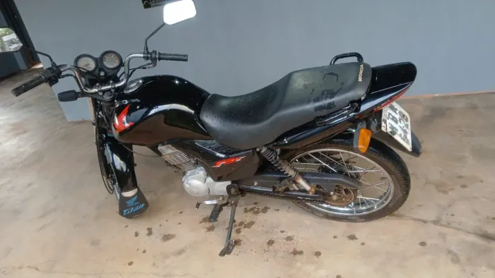 Honda CG 125 Fan ES 2011 - Econômica, Conservada