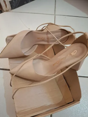 (DESAPEGO) Scarpin SEMI NOVO