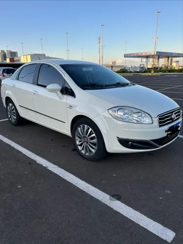 Fiat Linea Absolute 1.9/1.8 Flex Dualogic 4P 2015