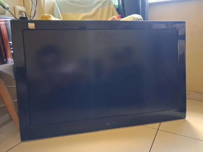 2 Tvs com Defeito
