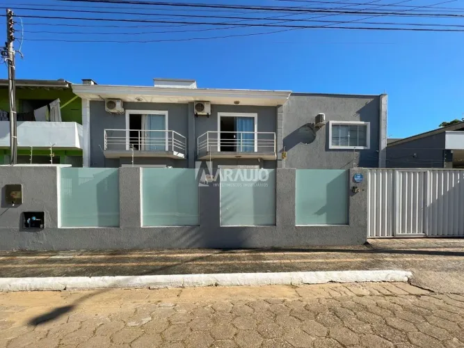 Sobrado com 3 dormitórios à venda no bairro São João em Itajaí
