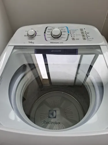 Máquina de lavar Electrolux 14 kg