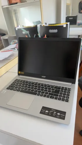 Acer aspire 5