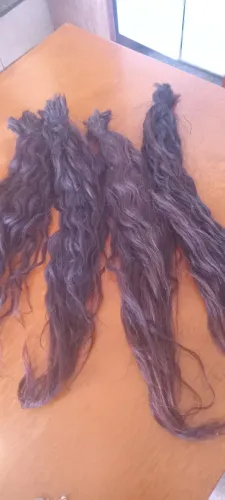 Cabelo humano 300 gramas 65 cm