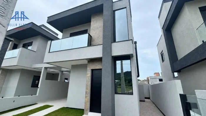 Casa com 3 dormitórios à venda, 115 m² por R$ 1.050.000,00 - Canasvieiras - Florianópolis/