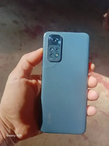 Vendo celular redmi 11