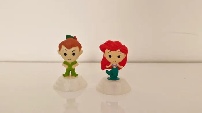 Miniaturas Mc Donalds Disney 100 anos Princesa Ariel e Peter Pan