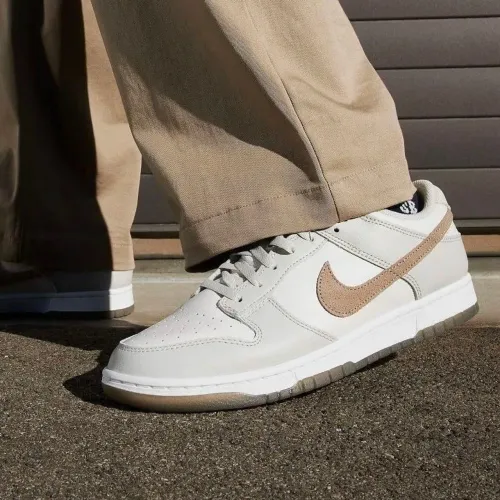 Nike Dunk Low SE Phantom Khaki 44