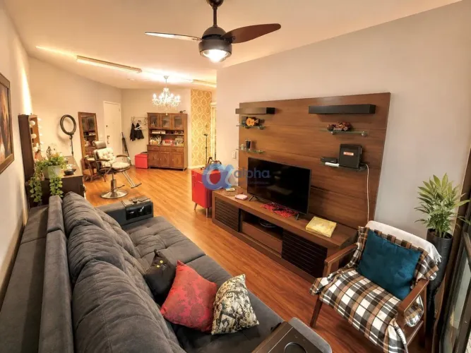 Excelente Apartamento -Próximo ao Centro e com Linda Vista - Castelânea - Petrópolis/RJ