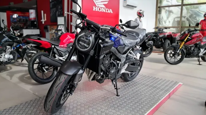 HONDA CB 650R E-CLUTCH 0KM