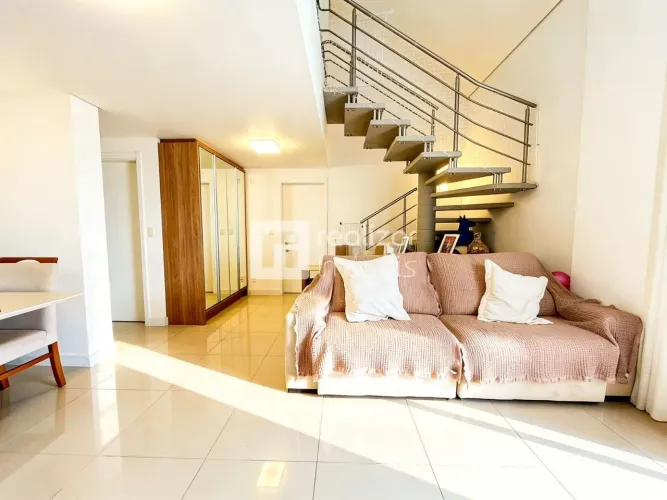 Apartamento duplex 3 suítes no bairro Capoeiras, Florianópolis