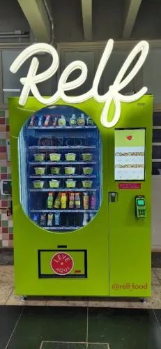 Vending Machine (Máquina Automática de Vendas)