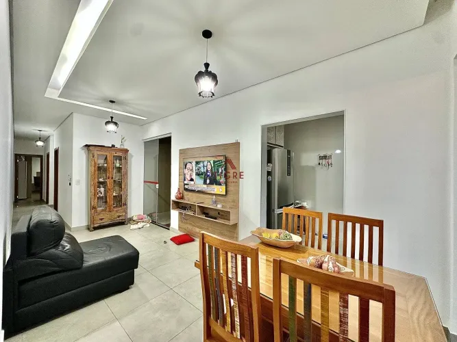 Casa com 3 Quartos à Venda, 132m²