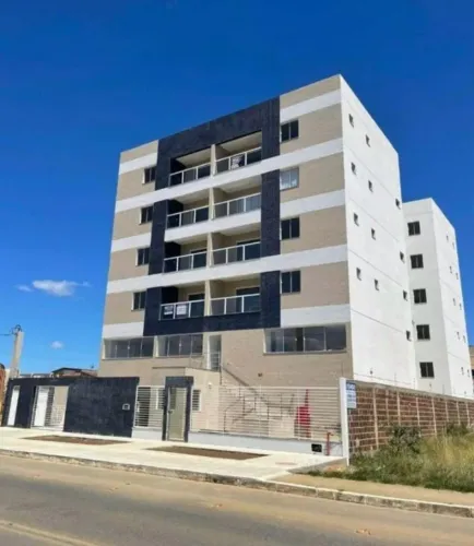 Vende-se apartamento na Av. Gilenilda Alves em Vitória da Conquista-BA